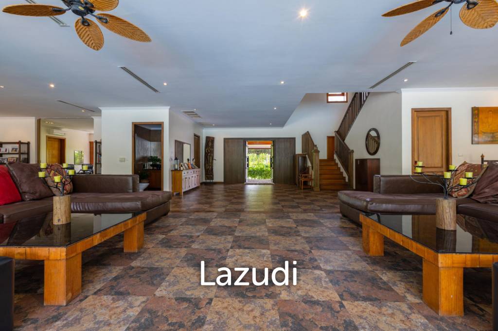 Large 6 Bed Luxury Villa on the Golf Course (PHJ)