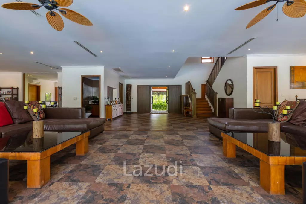 Large 6 Bed Luxury Villa on the Golf Course (PHJ)