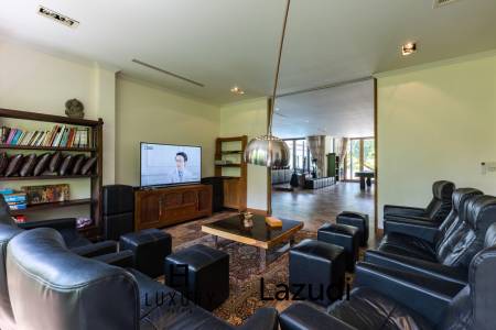 4,800 平方米 6 床 6 洗澡 别墅 对于 租