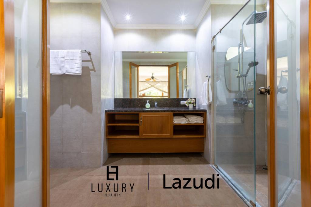 4,800 平方米 6 床 6 洗澡 别墅 对于 租