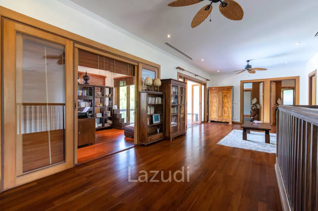 Large 6 Bed Luxury Villa on the Golf Course (PHJ)