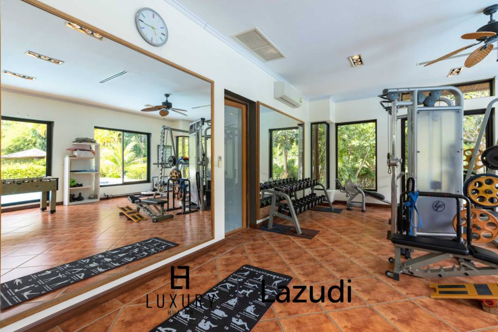 4,800 平方米 6 床 6 洗澡 别墅 对于 租