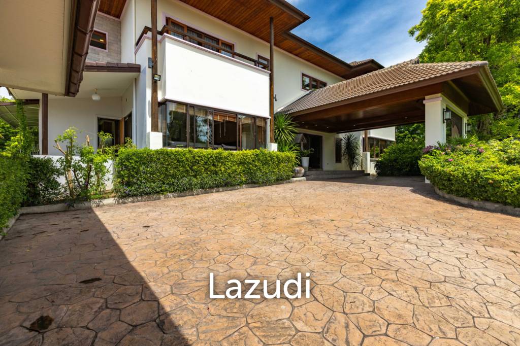 Large 6 Bed Luxury Villa on the Golf Course (PHJ)