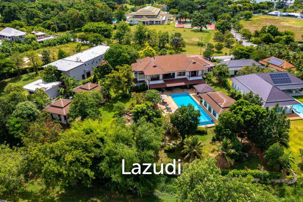 Large 6 Bed Luxury Villa on the Golf Course (PHJ)