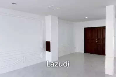 บ้านรีโนเวทใหม่พร้อมขายที่บ้านสุยริมสวน พัทยา
