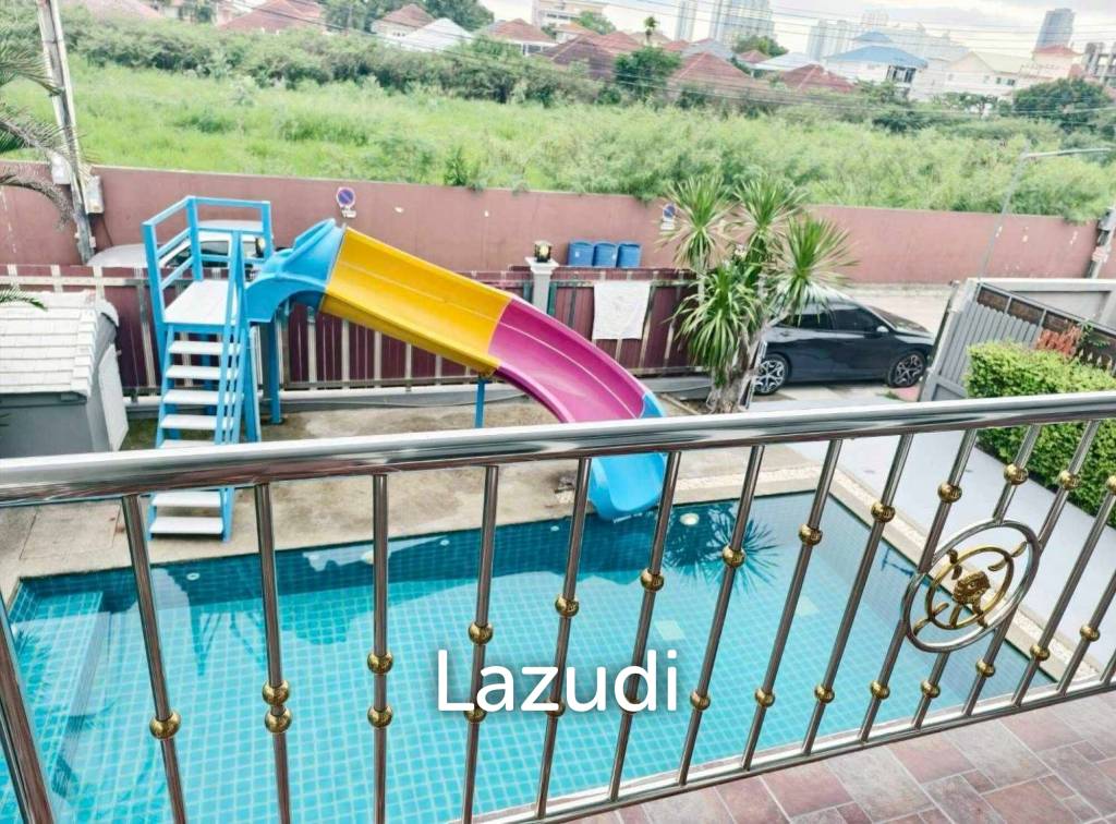 Grand 7-Bedroom Pool Villa at View Point Village