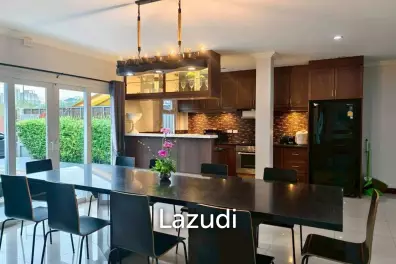 Grand 7-Bedroom Pool Villa at View Point Village