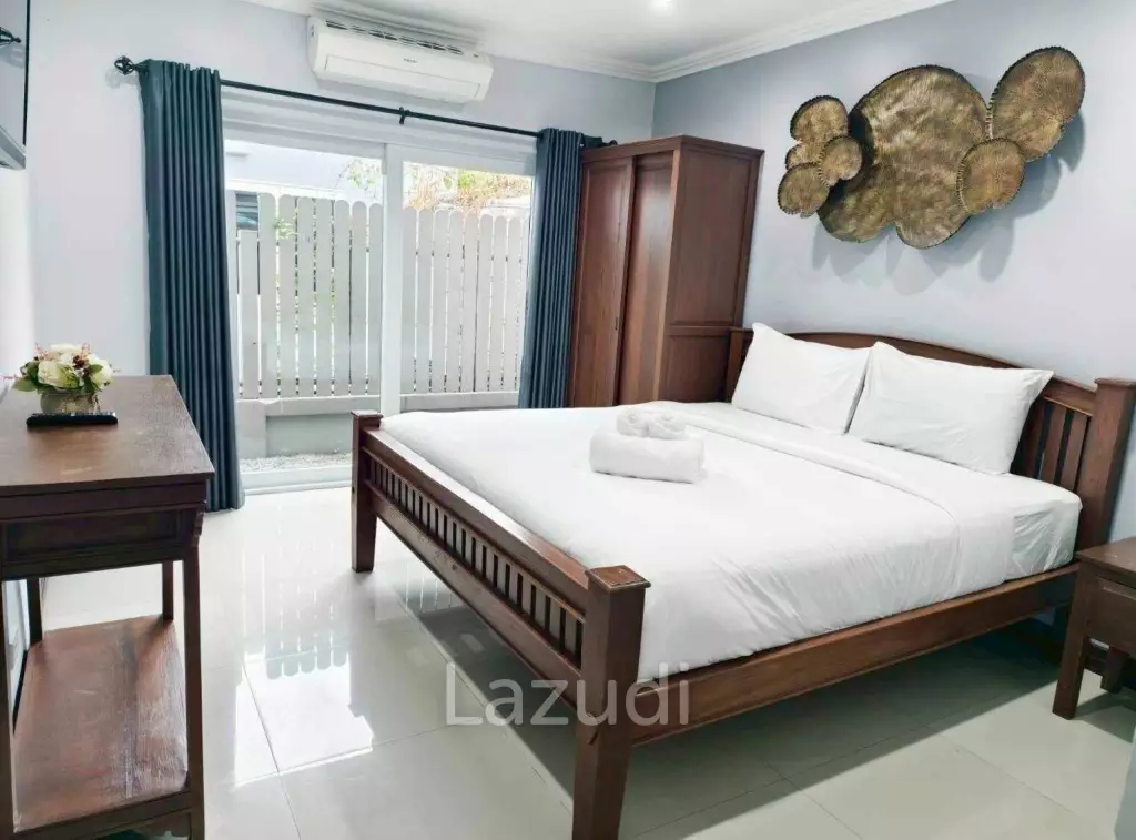 Grand 7-Bedroom Pool Villa at View Point Village