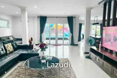 Grand 7-Bedroom Pool Villa at View Point Village