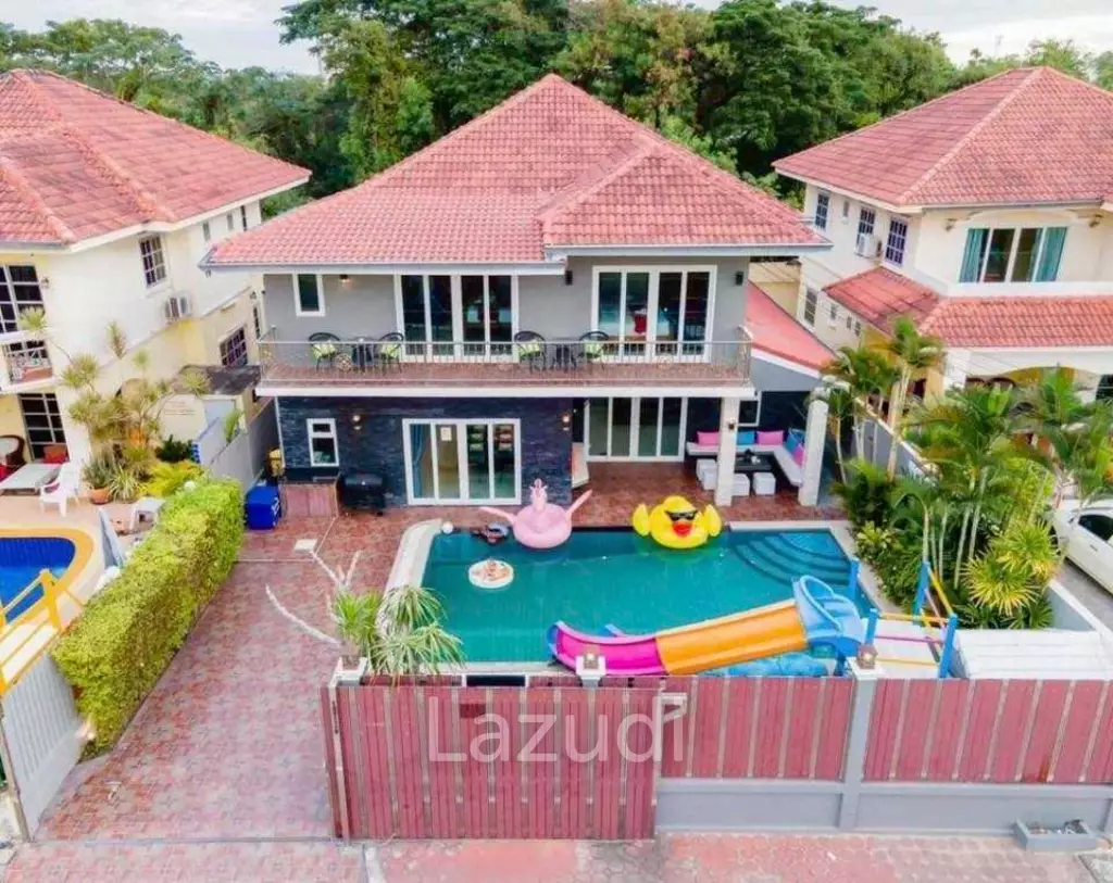 Grand 7-Bedroom Pool Villa at View Point Village