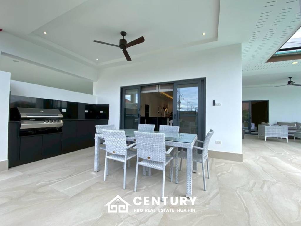 532 Kvm 3 Seng 3 Bad Villa for Salg