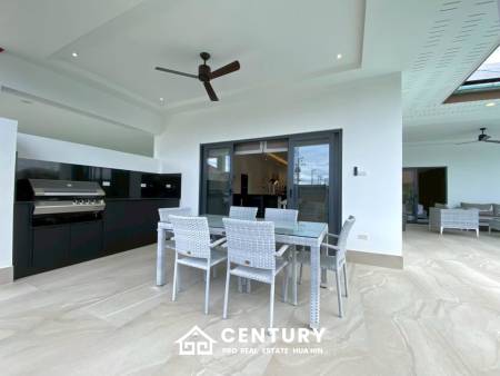 532 Kvm 3 Seng 3 Bad Villa for Salg