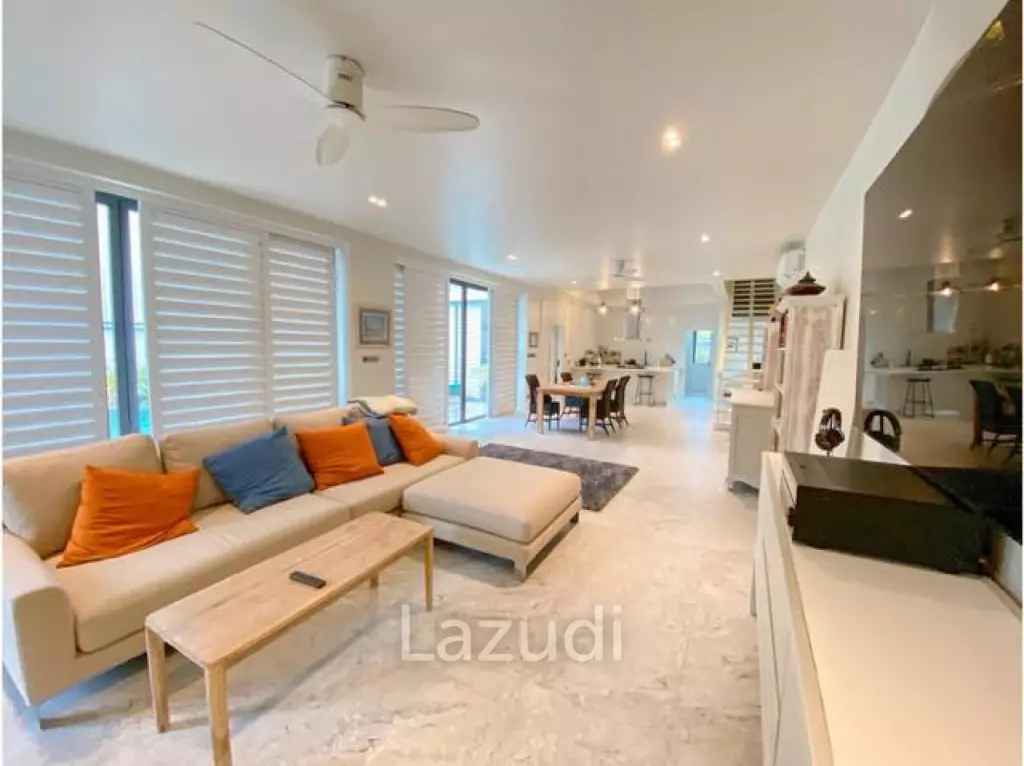 Newly Renovated Tropical Villa for Sale Near Yanui Beach