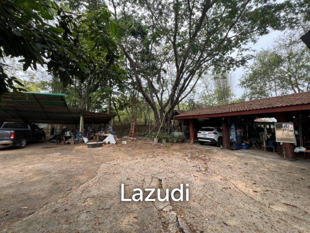 3 Bedrooms House with Resort for Sale near City at Mae Yao