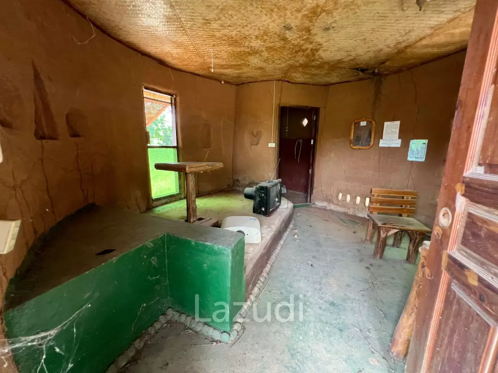 3 Bedrooms House with Resort for Sale near City at Mae Yao