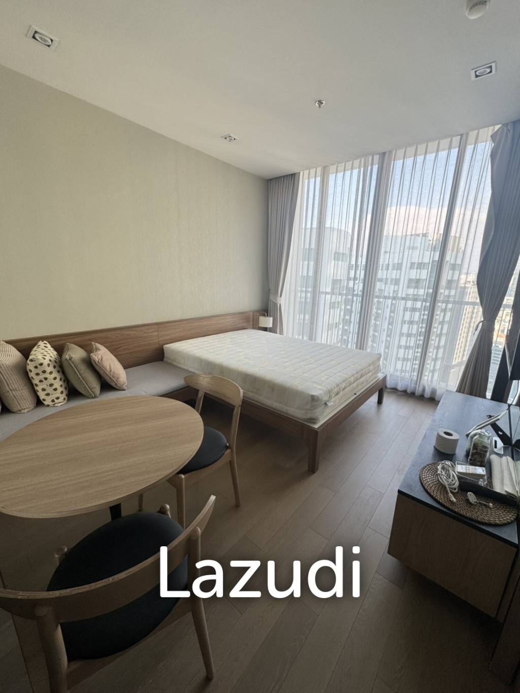 29th Floor 25.9 sqm Condo at Park Origin Phromphong Khlong Toei Bangkok