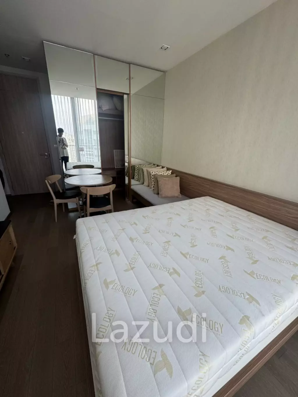 29th Floor 25.9 sqm Condo at Park Origin Phromphong Khlong Toei Bangkok