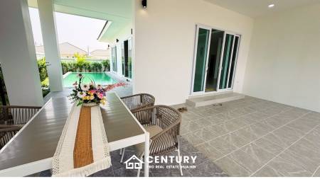 372 Kvm 3 Seng 3 Bad Villa for Salg