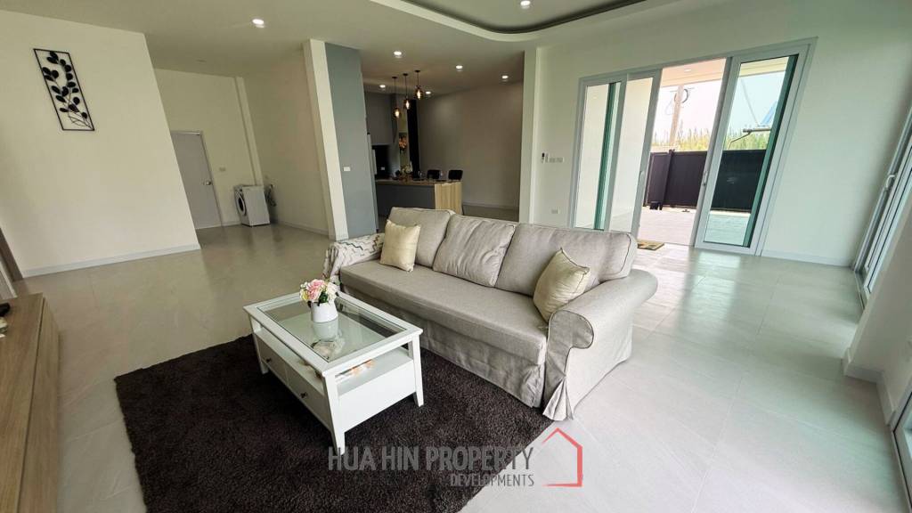 214 sqm Modern Pool Villa in Hin Lek Fai Hua Hin