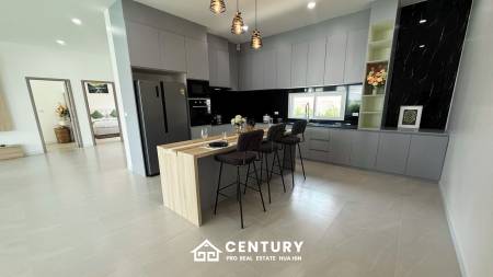 372 Kvm 3 Seng 3 Bad Villa for Salg