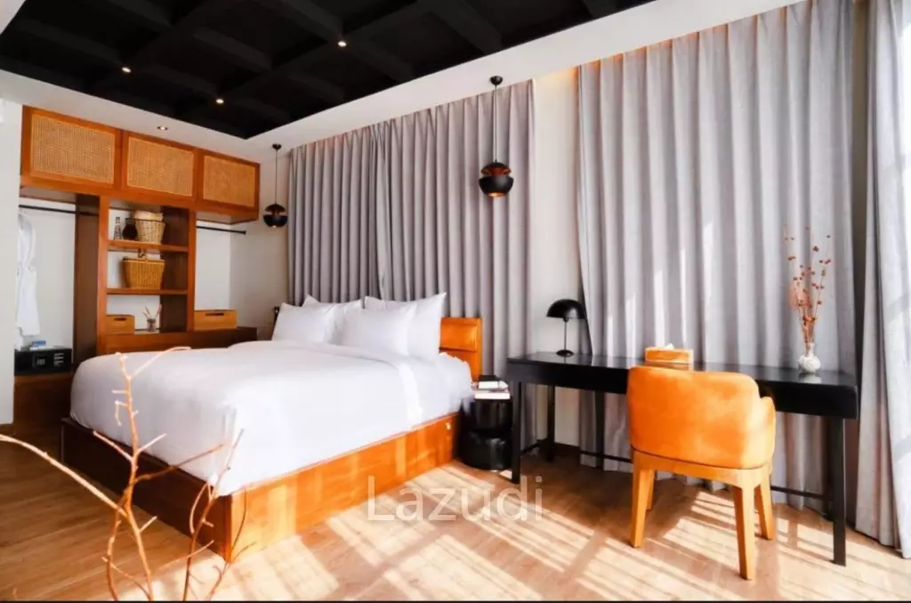 Three Bedroom Townhouse in 5 star Resort walking distance to Berawa Beach