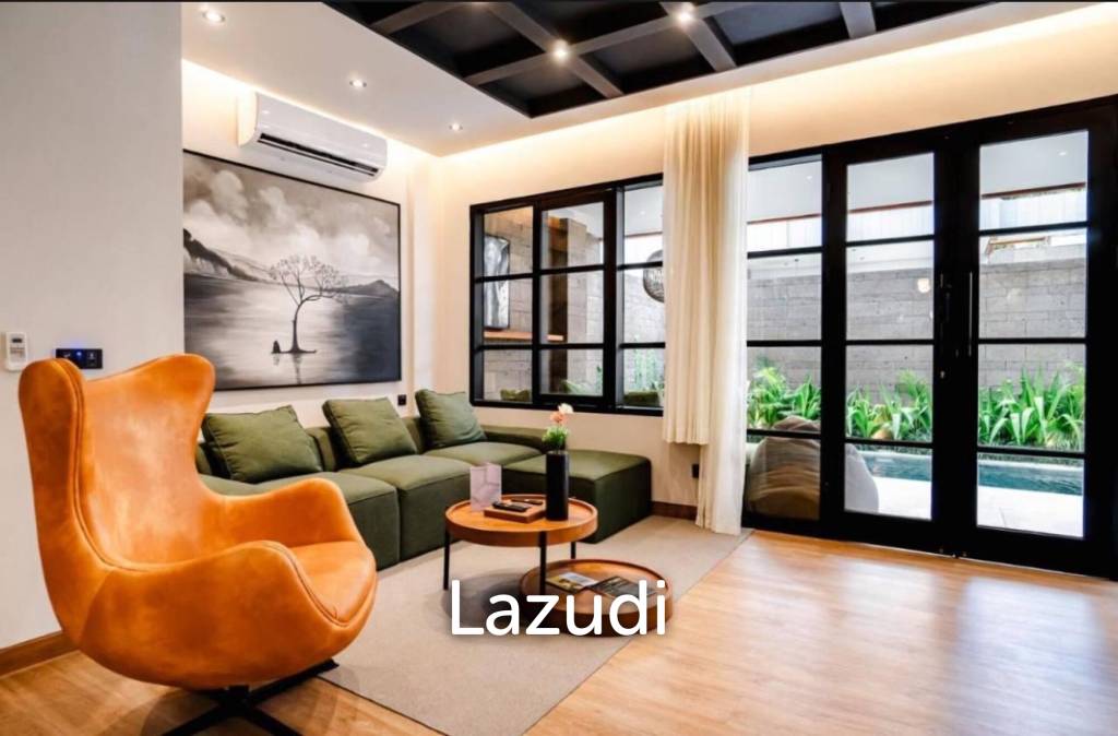 Three Bedroom Townhouse in 5 star Resort walking distance to Berawa Beach