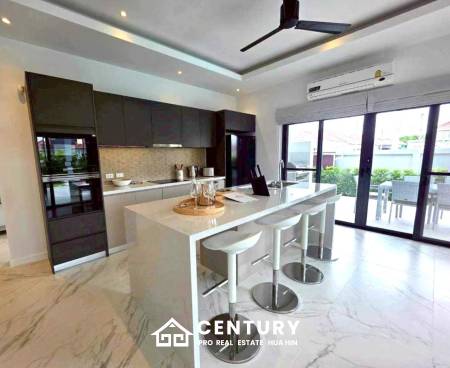 500 Kvm 3 Seng 3 Bad Villa for Salg