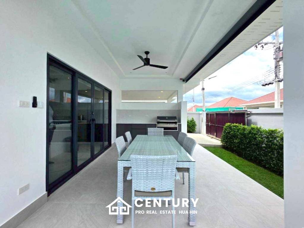 500 Kvm 3 Seng 3 Bad Villa for Salg