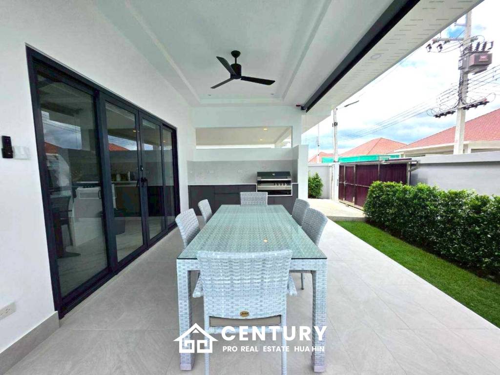 500 Kvm 3 Seng 3 Bad Villa for Salg