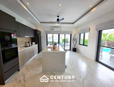 500 Kvm 3 Seng 3 Bad Villa for Salg