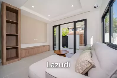 Spacious Tropical 4-BR Pool Villa for Sale in Thalang