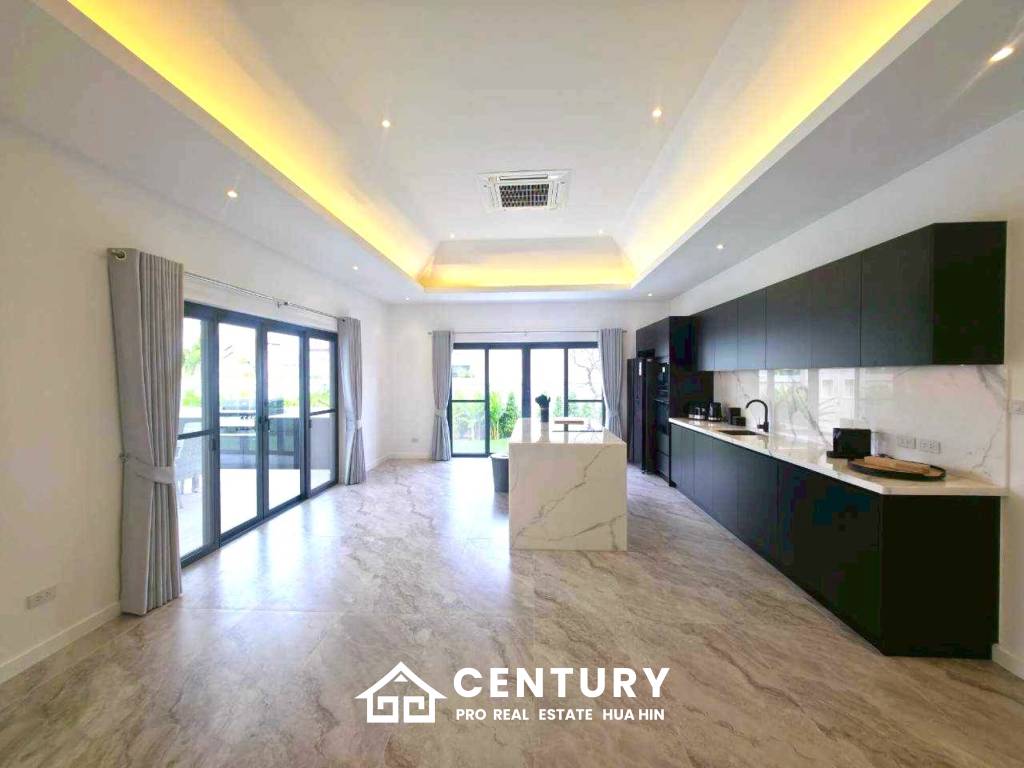 500 Kvm 3 Seng 2 Bad Villa for Salg