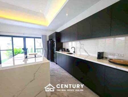 500 Kvm 3 Seng 2 Bad Villa for Salg