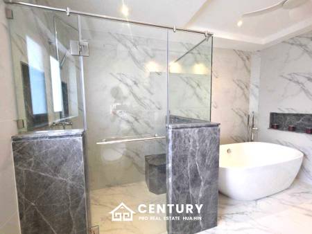 500 Kvm 3 Seng 2 Bad Villa for Salg