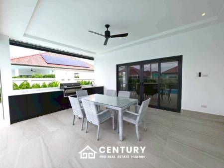 500 Kvm 3 Seng 2 Bad Villa for Salg