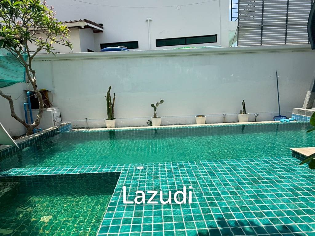 วิลล่า 3 ชั้นพร้อมสระว่ายน้ำส่วนตัว หมู่บ้านนากาวารี