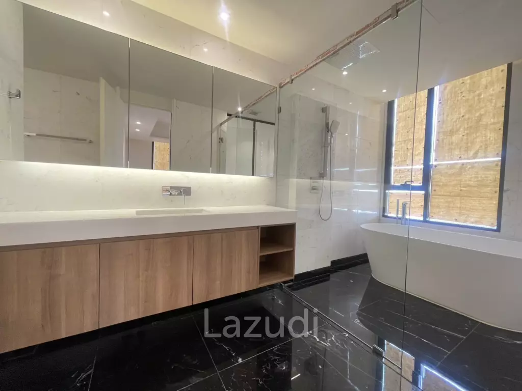 112 Sqm 2 Bed MUNIQ Sukhumvit 23