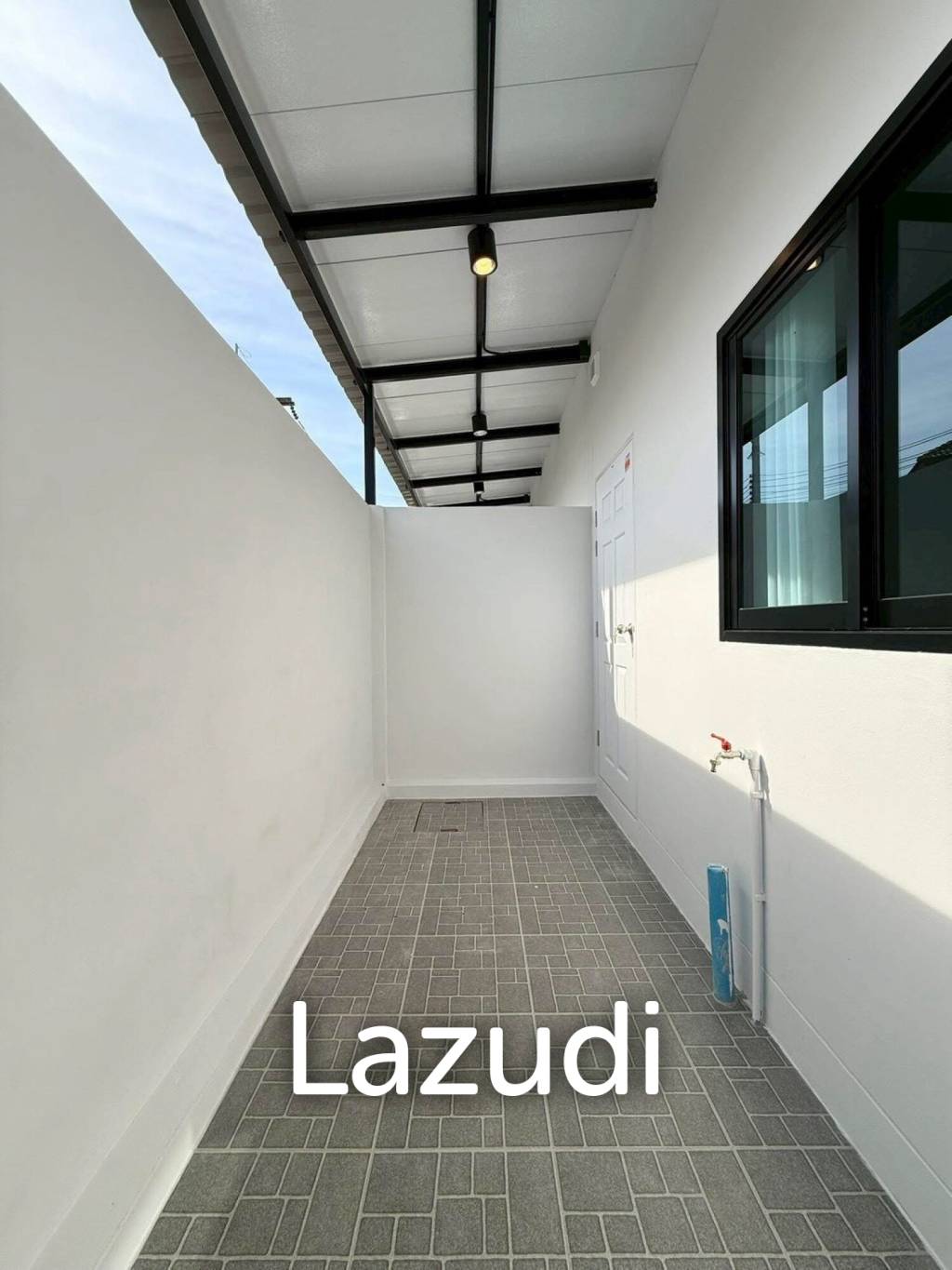 2-Story Townhome for Sale Nong Yai, Pattaya