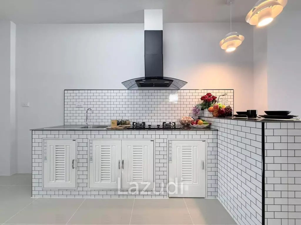 2-Story Townhome for Sale Nong Yai, Pattaya
