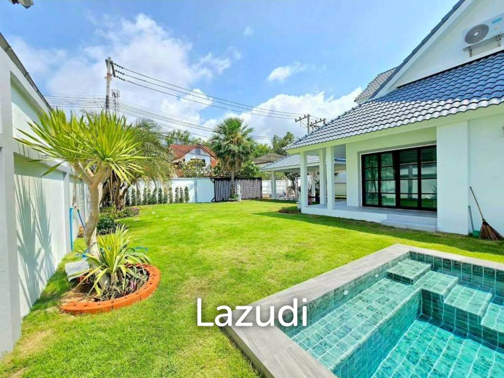 Newly Renovated  Pool Villa for Sale In Central Park 5