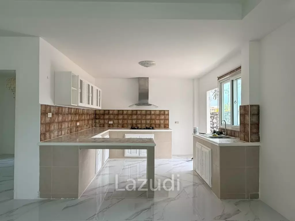 Private Pool Villa for Sale Pong, Mabprachan, Pattaya