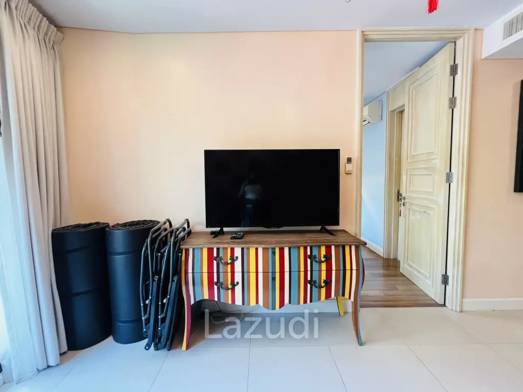 Beachfront condo Marrakesh Hua Hin Residences