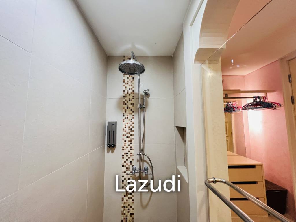 Beachfront condo Marrakesh Hua Hin Residences