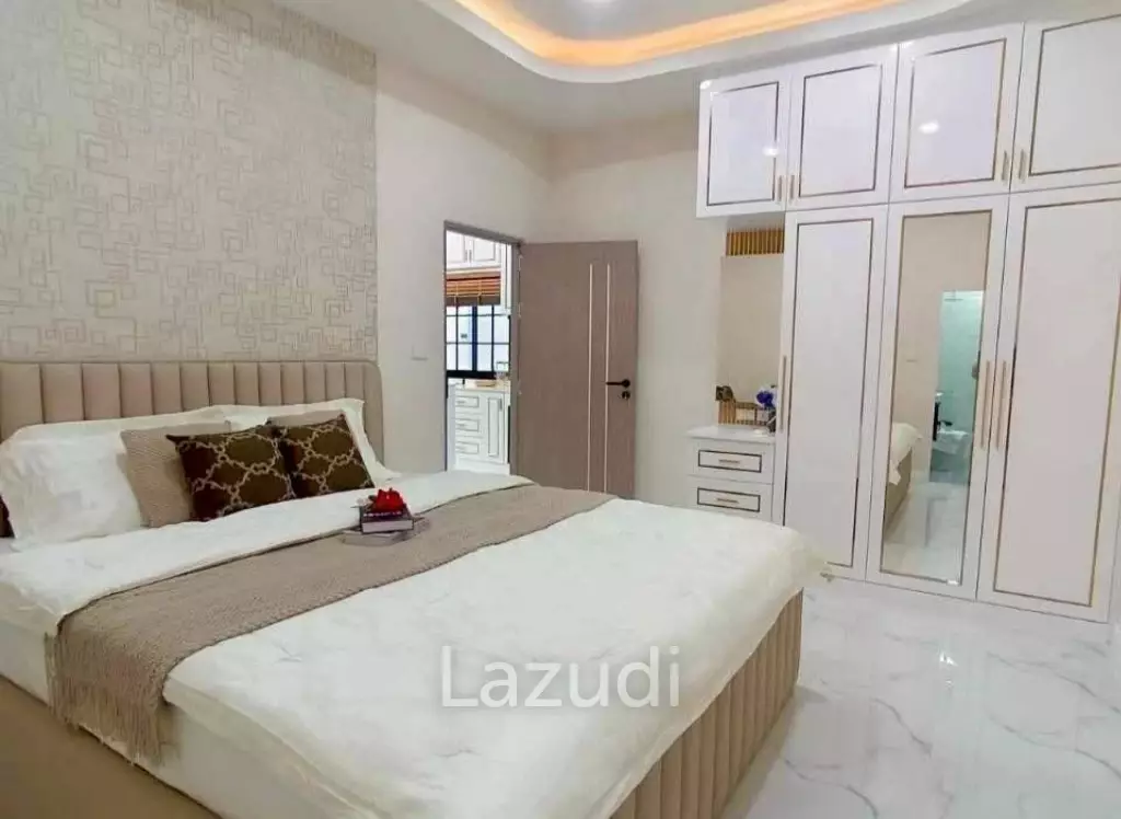 Stunning  Pool Villa for Sale Chokchai Garden Home 2