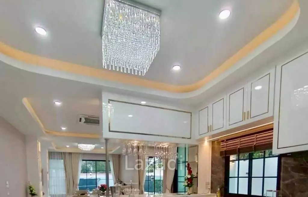 Stunning  Pool Villa for Sale Chokchai Garden Home 2