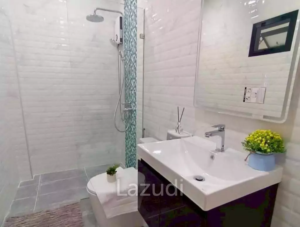 Stunning  Pool Villa for Sale Chokchai Garden Home 2