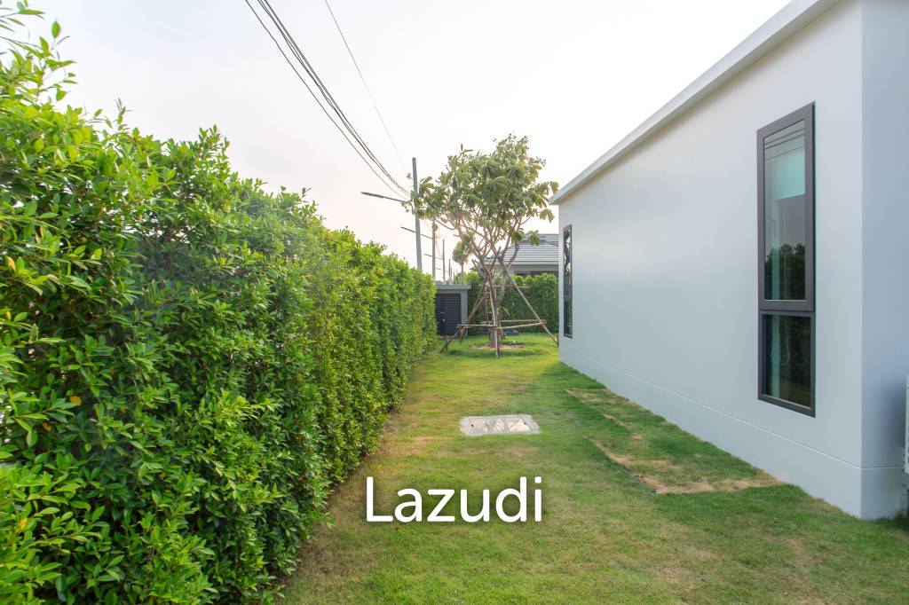 L'UX VILLA Private Pool Villas with 388 sqm modern pool villa in Wang Phong Pran Buri