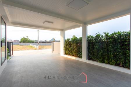 L'UX VILLA Private Pool Villas with 388 sqm modern pool villa in Wang Phong Pran Buri