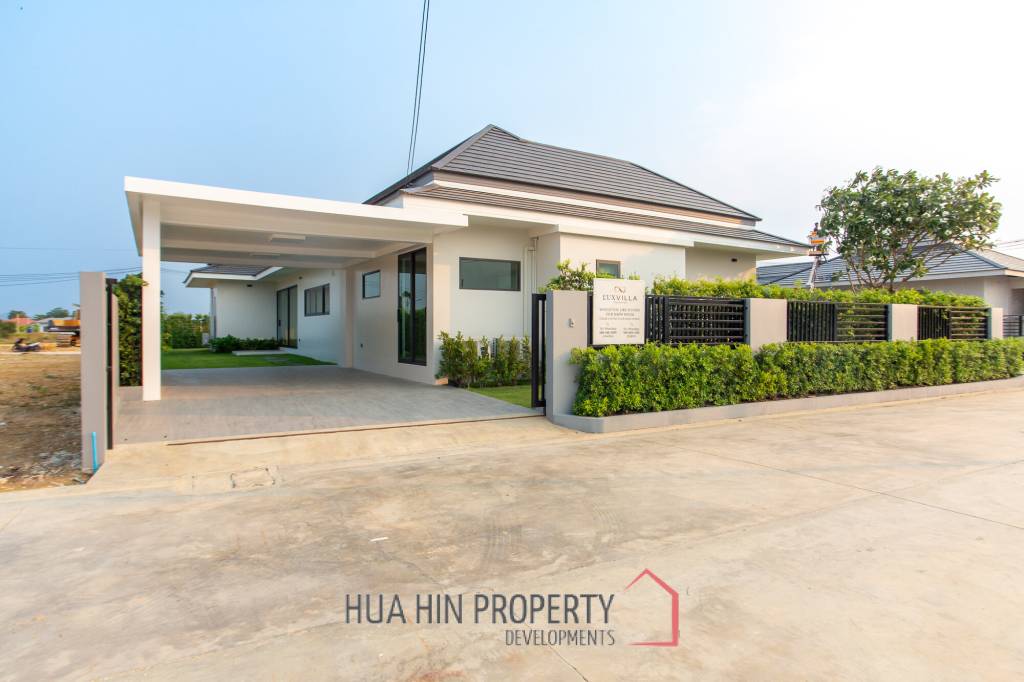 L'UX VILLA Private Pool Villas with 388 sqm modern pool villa in Wang Phong Pran Buri