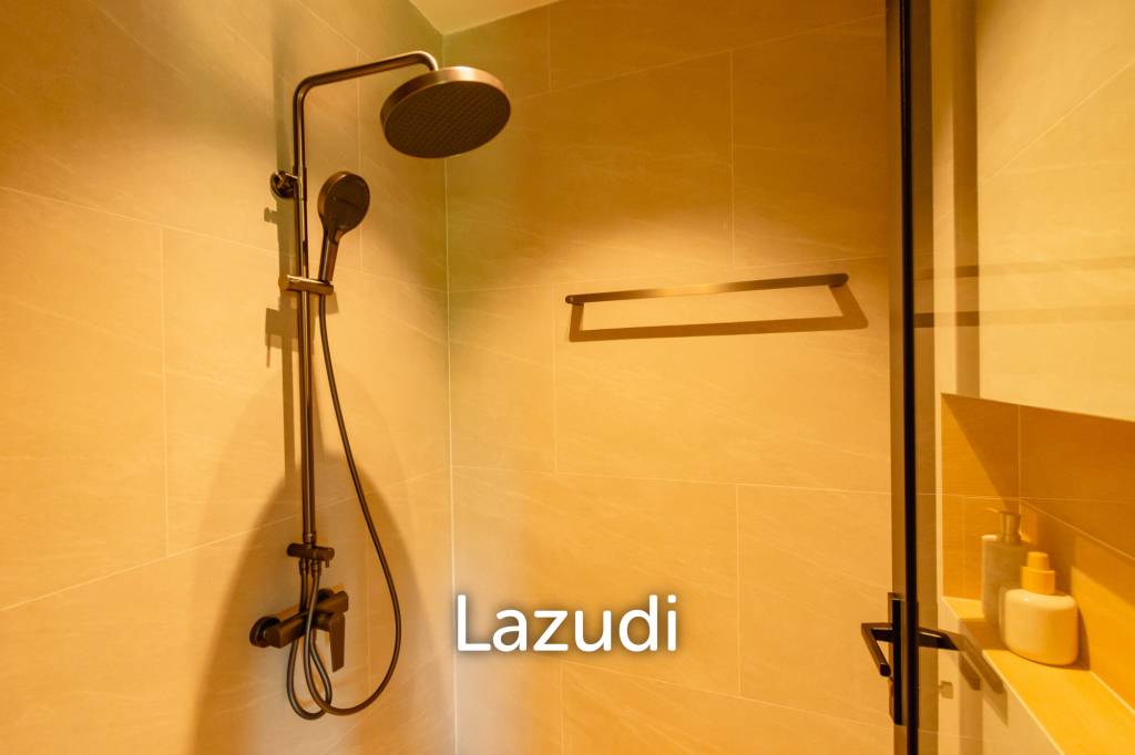 L'UX VILLA Private Pool Villas with 388 sqm modern pool villa in Wang Phong Pran Buri